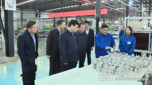 μ����ί���κ�������μ���齫����2��ҵ԰���в��쵼����